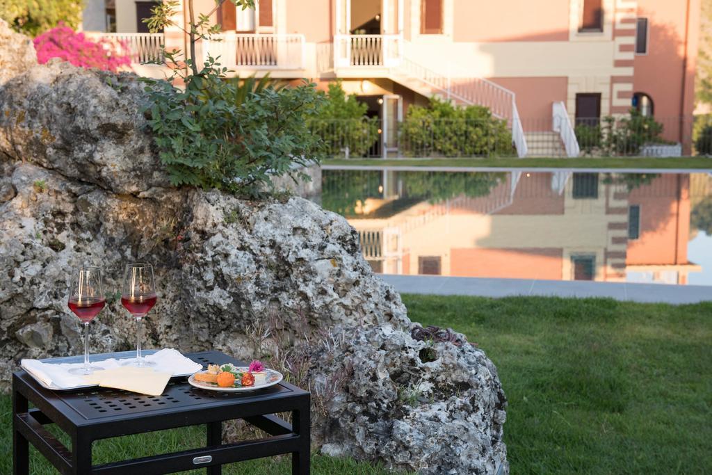 Romantic Hotel & Restaurant Villa Cheta Elite Maratea Exterior photo